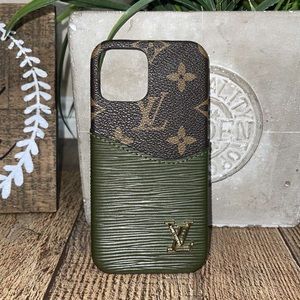 SPLIT MONOGRAM DESIGN WITH CARD HOLDER FOR IPHONE 13 pro